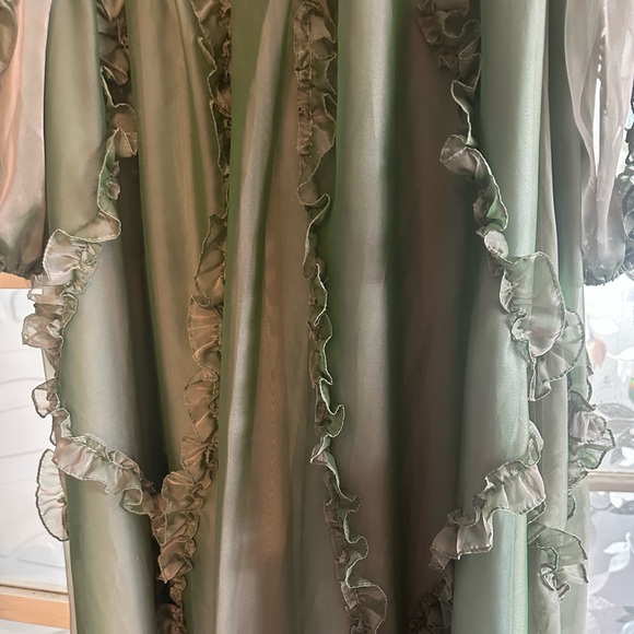 ✔️#93B BNWT MAC DUGGAL Green Ruffled Dress #68823 - Picture 3 of 9